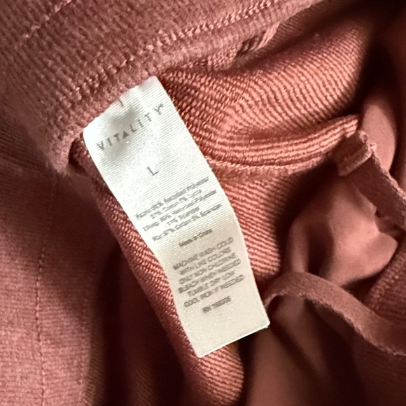 Vitality Studio Joggers - Picture 4 of 4